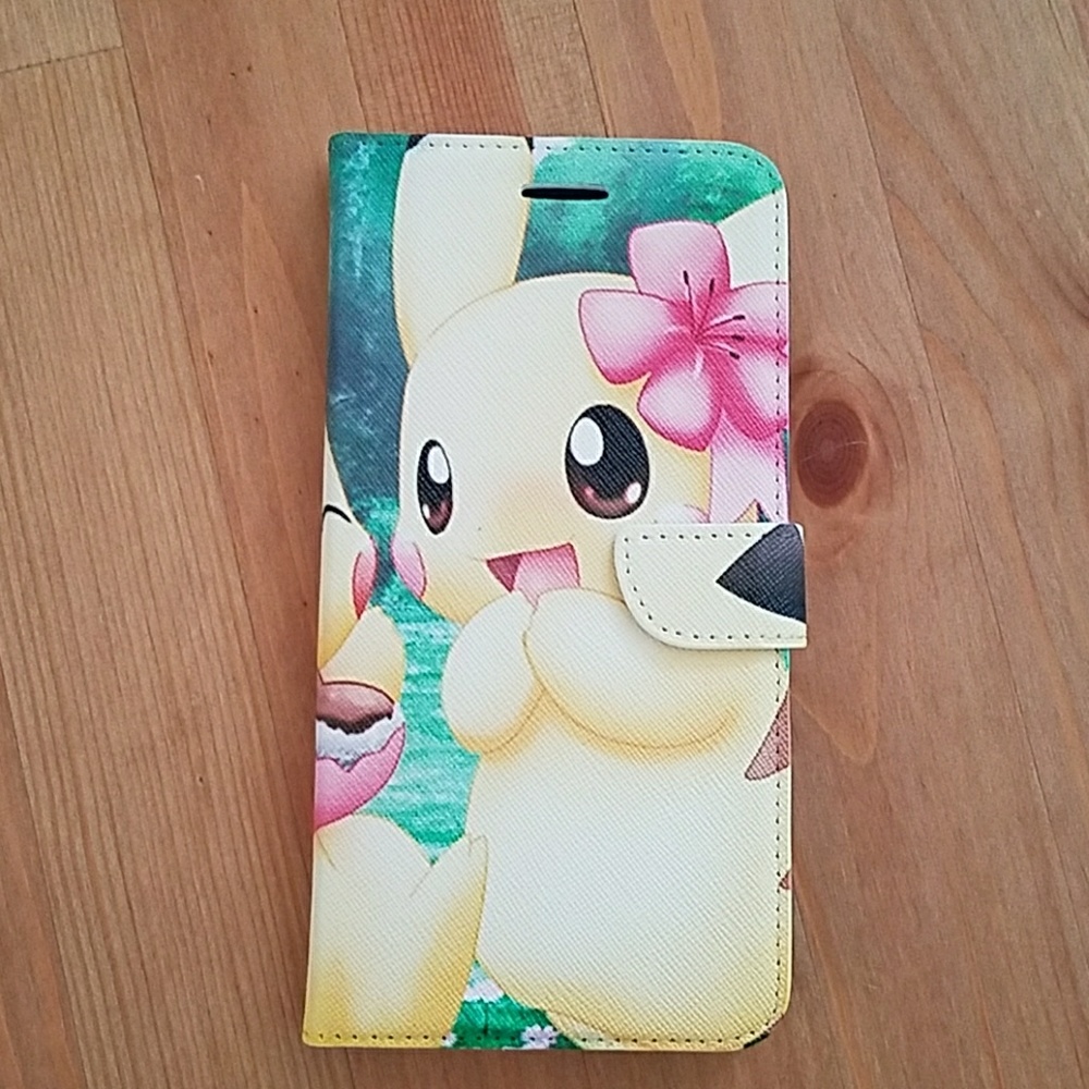 *** SOLD*** New Pikachu Iphone 6 Plus Wallet Case - Picture 1 of 8